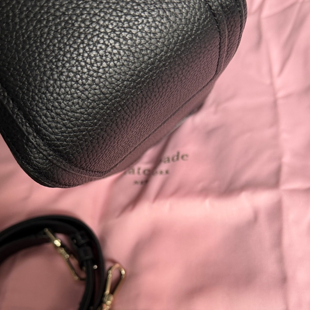 Kate Spade New York Hudson Large Hobo Bag - Picture 5 of 8